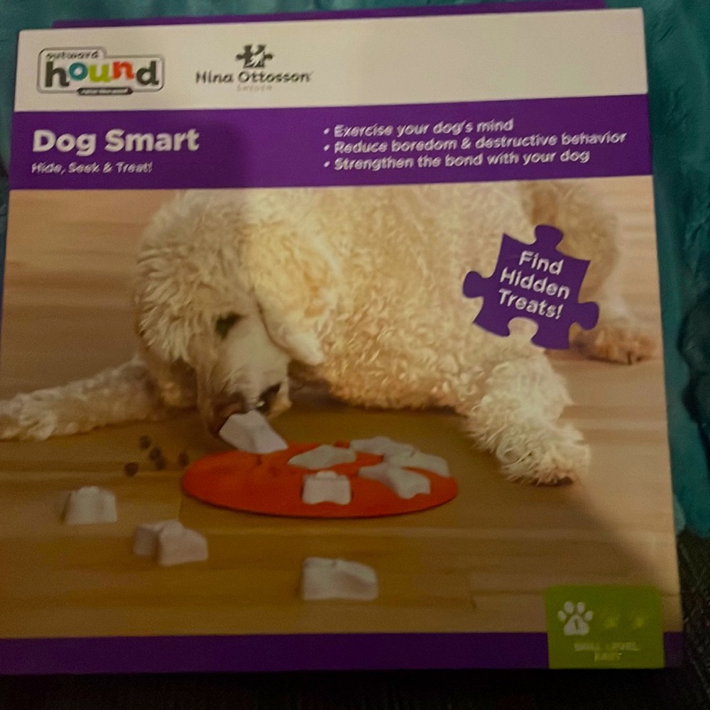 Dog smart hide, seek and treat toy